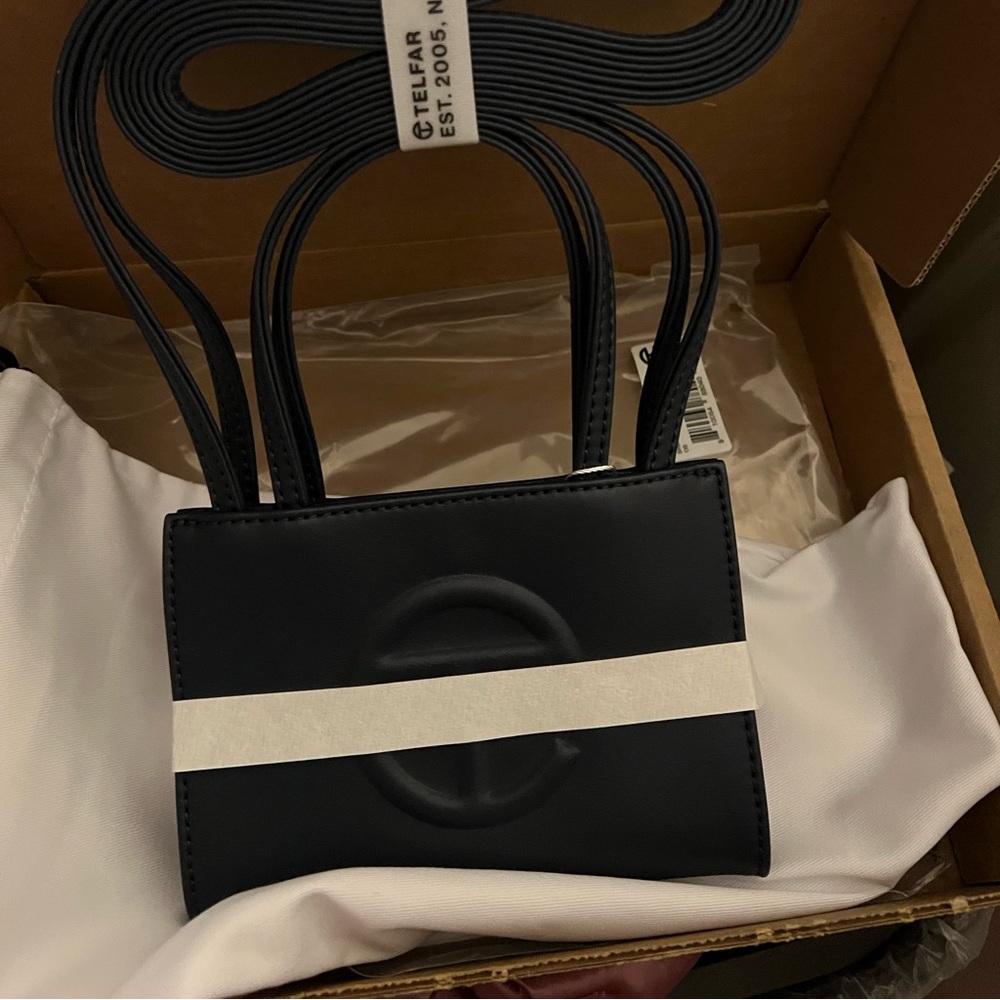 Small TELFAR (navy)bag